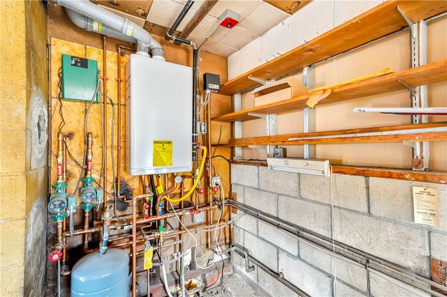 23 Columbus Avenue, Johnston, RI 02919