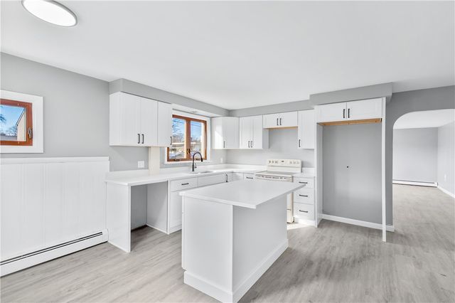 23 Columbus Avenue, Johnston, RI 02919