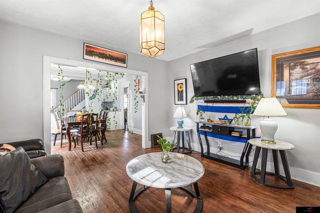 4314 N 39 Street, Omaha, NE 68111