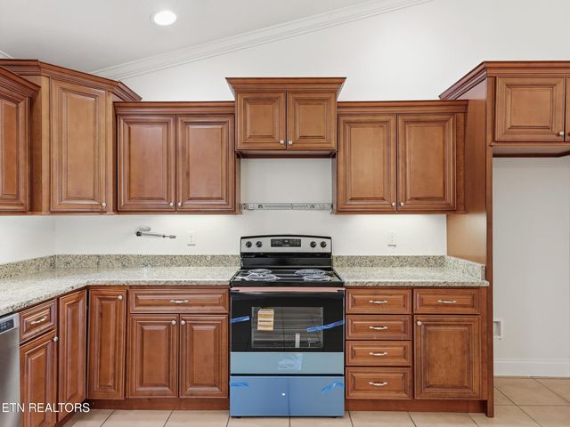 2017 Emma Lane, Maryville, TN 37803