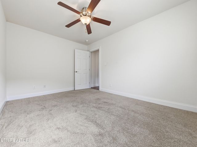 2017 Emma Lane, Maryville, TN 37803