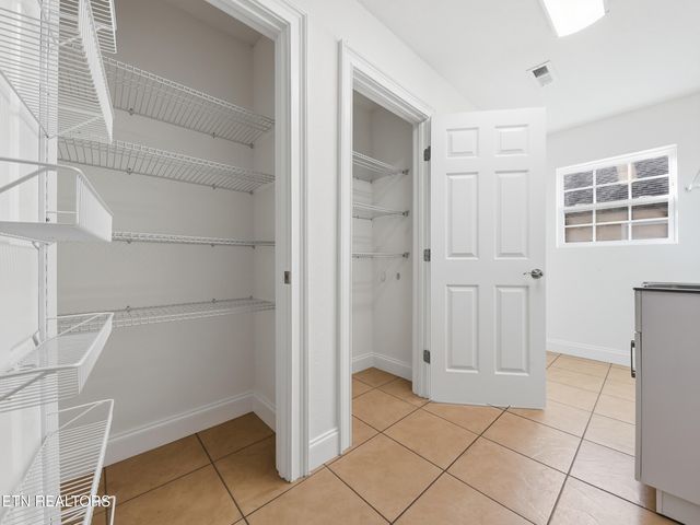 2017 Emma Lane, Maryville, TN 37803