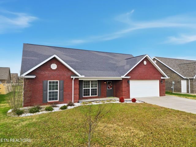 2017 Emma Lane, Maryville, TN 37803