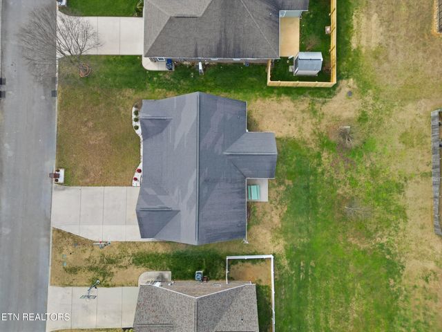 2017 Emma Lane, Maryville, TN 37803