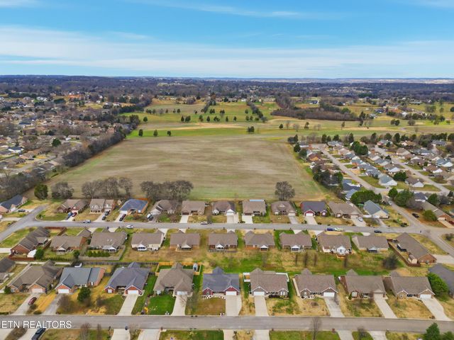 2017 Emma Lane, Maryville, TN 37803