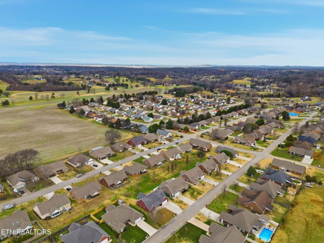 2017 Emma Lane, Maryville, TN 37803