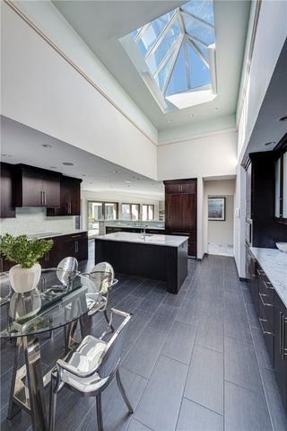 111 Ocean Avenue, Newport, RI 02840