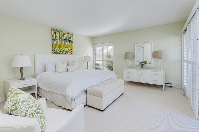 111 Ocean Avenue, Newport, RI 02840