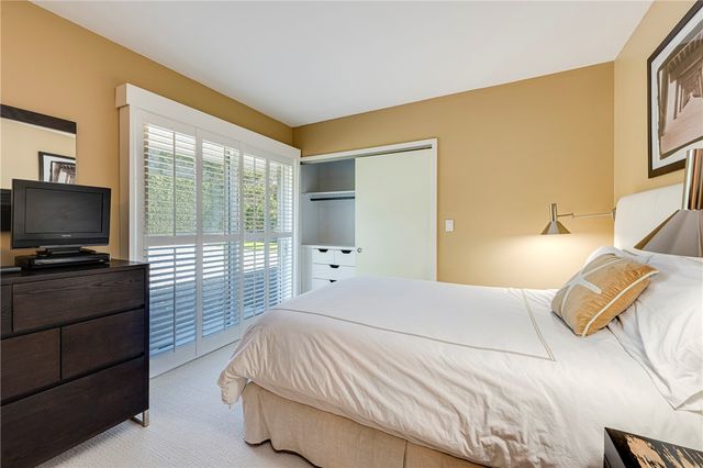 111 Ocean Avenue, Newport, RI 02840