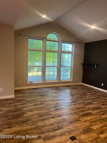 10611 Providence Dr, Louisville, KY 40291