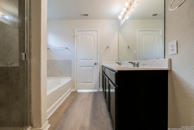 5914 Lazo Valley, San Antonio, TX 78244