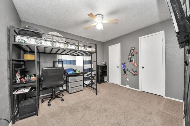 2519 Colonial Ridge Drive, Friendswood, TX 77546