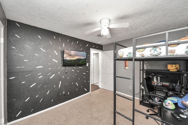 2519 Colonial Ridge Drive, Friendswood, TX 77546