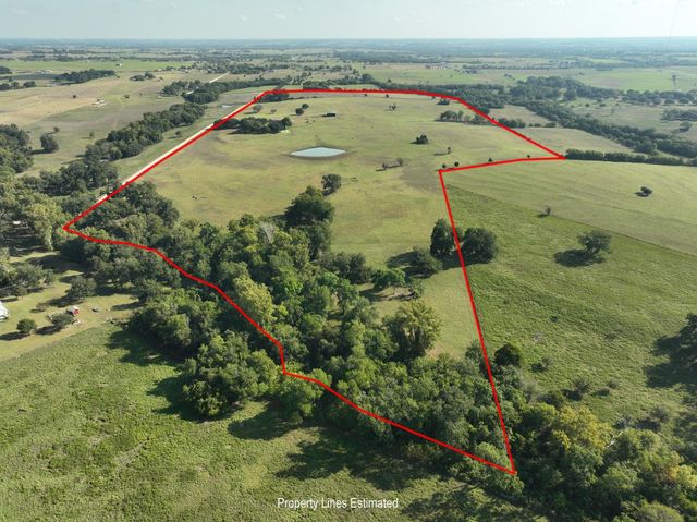 3588 Industry Road, Bleiblerville, TX 78931