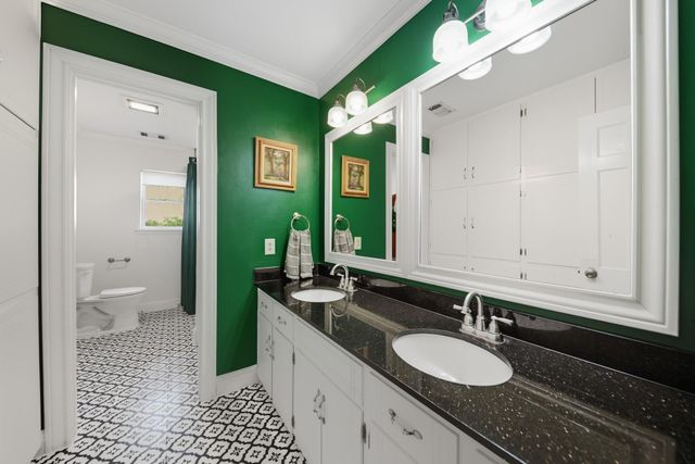 3588 Industry Road, Bleiblerville, TX 78931