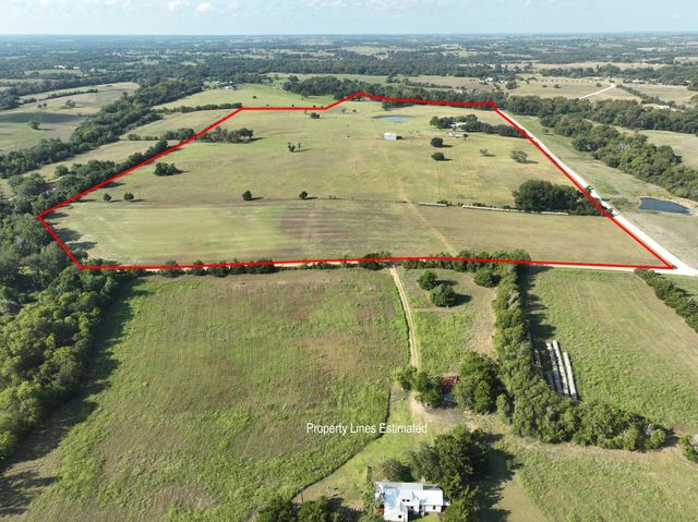 3588 Industry Road, Bleiblerville, TX 78931