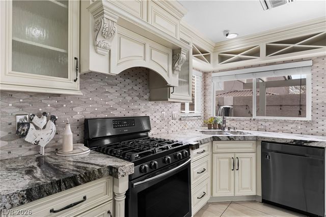 823 Rusty Branch Avenue, Las Vegas, NV 89123