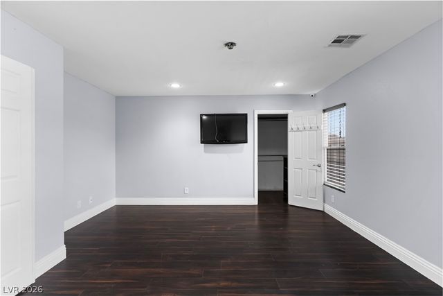 823 Rusty Branch Avenue, Las Vegas, NV 89123