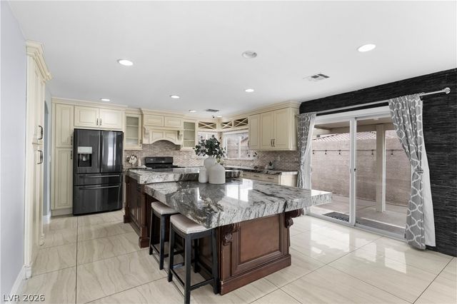 823 Rusty Branch Avenue, Las Vegas, NV 89123