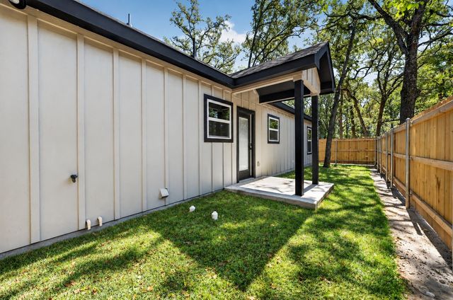 203 Seagrove Lane, Quinlan, TX 75474