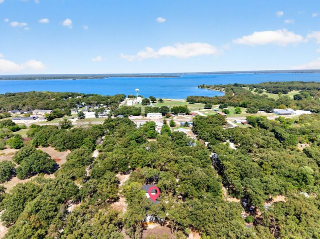 203 Seagrove Lane, Quinlan, TX 75474