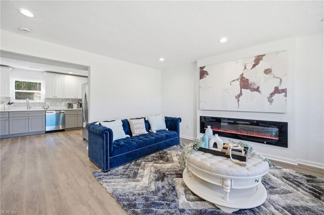 1801 Winter Park CT, Virginia Beach, VA 23453