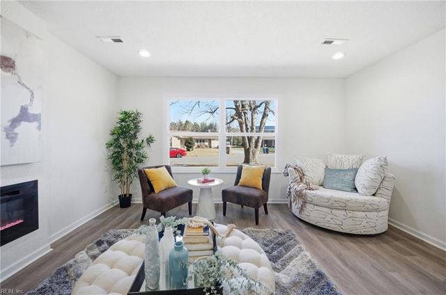 1801 Winter Park CT, Virginia Beach, VA 23453