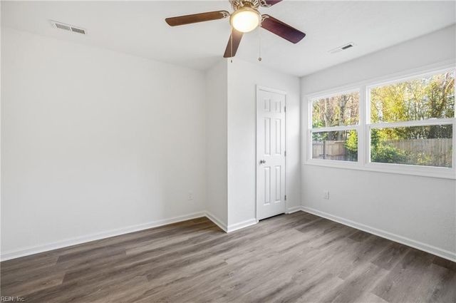 1801 Winter Park CT, Virginia Beach, VA 23453