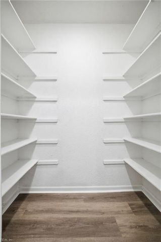 1801 Winter Park CT, Virginia Beach, VA 23453