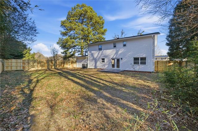 1801 Winter Park CT, Virginia Beach, VA 23453