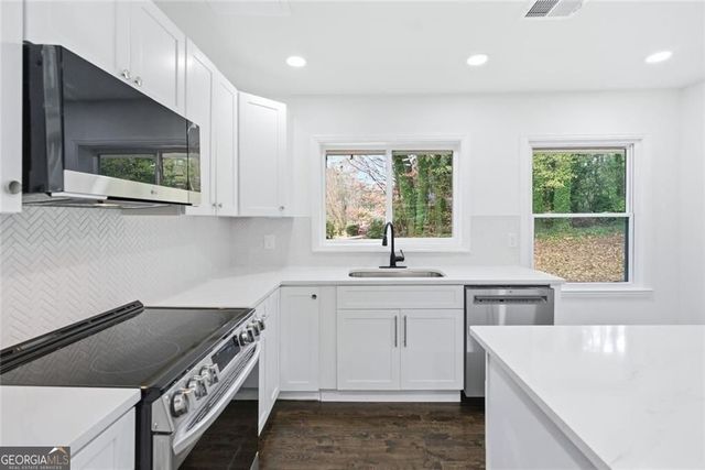 2277 Edgemore Drive SE, Atlanta, GA 30316