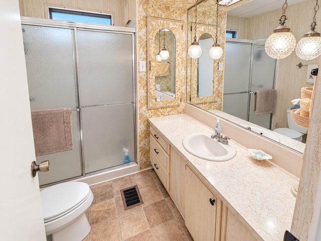 419 SINCLAIR CIRCLE, Tavares, FL 32778