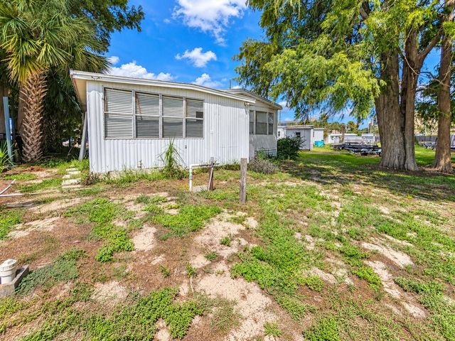 419 SINCLAIR CIRCLE, Tavares, FL 32778