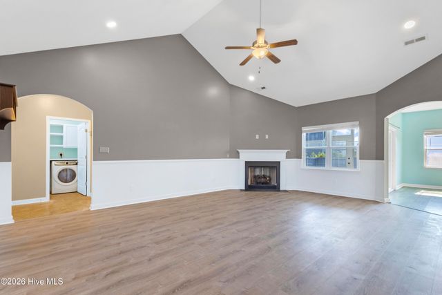 300 Channel Run Lane, Sneads Ferry, NC 28460