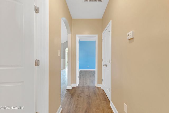300 Channel Run Lane, Sneads Ferry, NC 28460