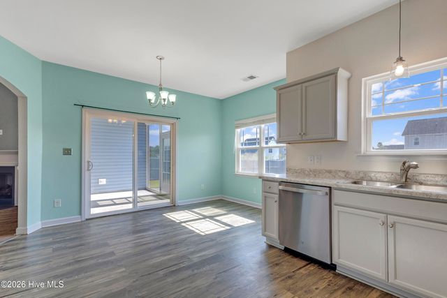 300 Channel Run Lane, Sneads Ferry, NC 28460