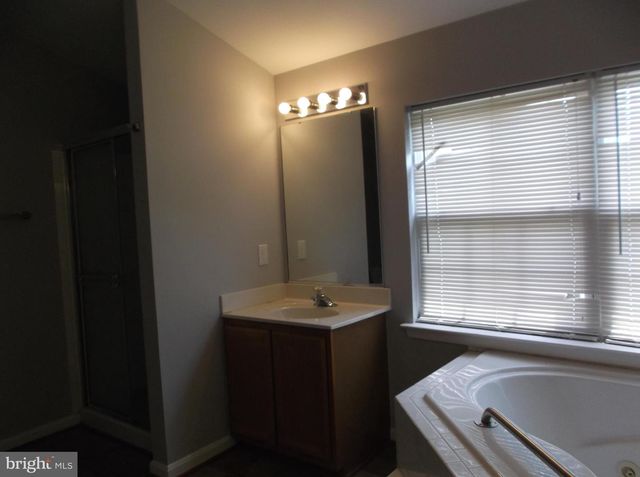 9906 ROBSTOWN PL, Waldorf, MD 20603