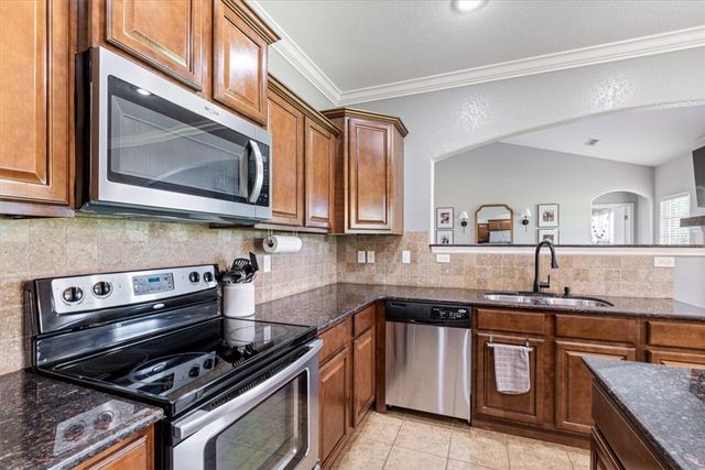 11741 Creek Lane, Farmington, AR 72730