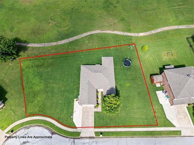 11741 Creek Lane, Farmington, AR 72730