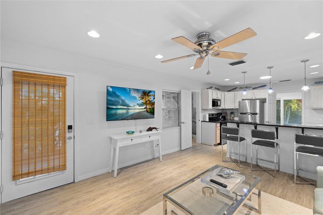 13123 4TH STREET E, Madeira Beach, FL 33708