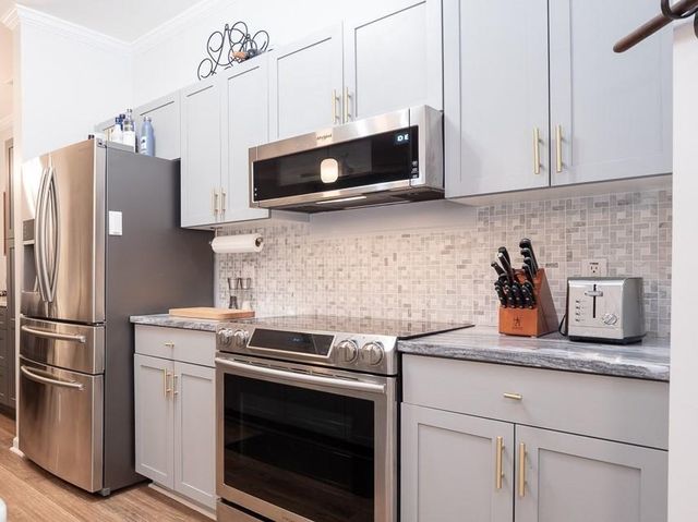 500 Bucksley Lane 107, Daniel Island, SC 29492