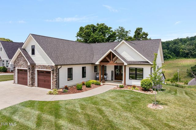 1118 Brumit Field, Johnson City, TN 37615