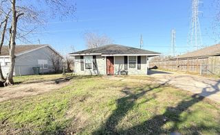 1108 Mobile Drive, Pasadena, TX 77506