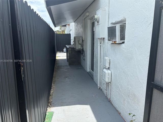 17811 SW 152nd Place, Miami, FL 33187