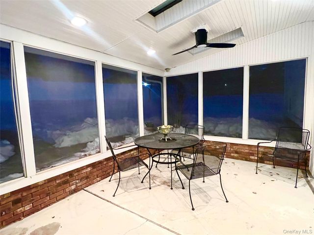 14 Rdean Place, Middletown, NY 10940