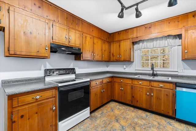 95 Club Trail, Chatsworth, GA 30705