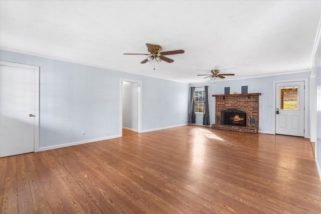 95 Club Trail, Chatsworth, GA 30705