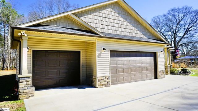 613A Belton Highway, Williamston, SC 29697