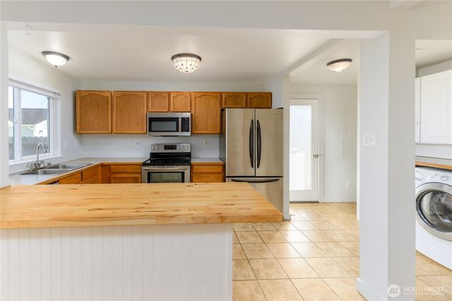 131 Alpine Loop, Sequim, WA 98382