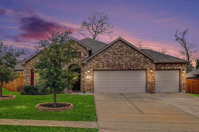 320 Red Maple Lane, Conroe, TX 77304
